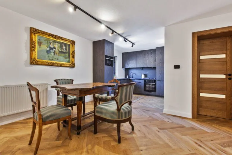 Apartment6-11